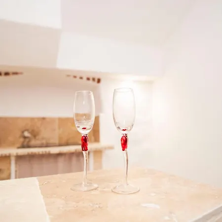 Le Temple D'Aphrodite, Appartement Avec Spa Vienne  Exterior photo